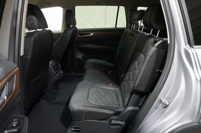 new 2025 Volkswagen Atlas car, priced at $38,506