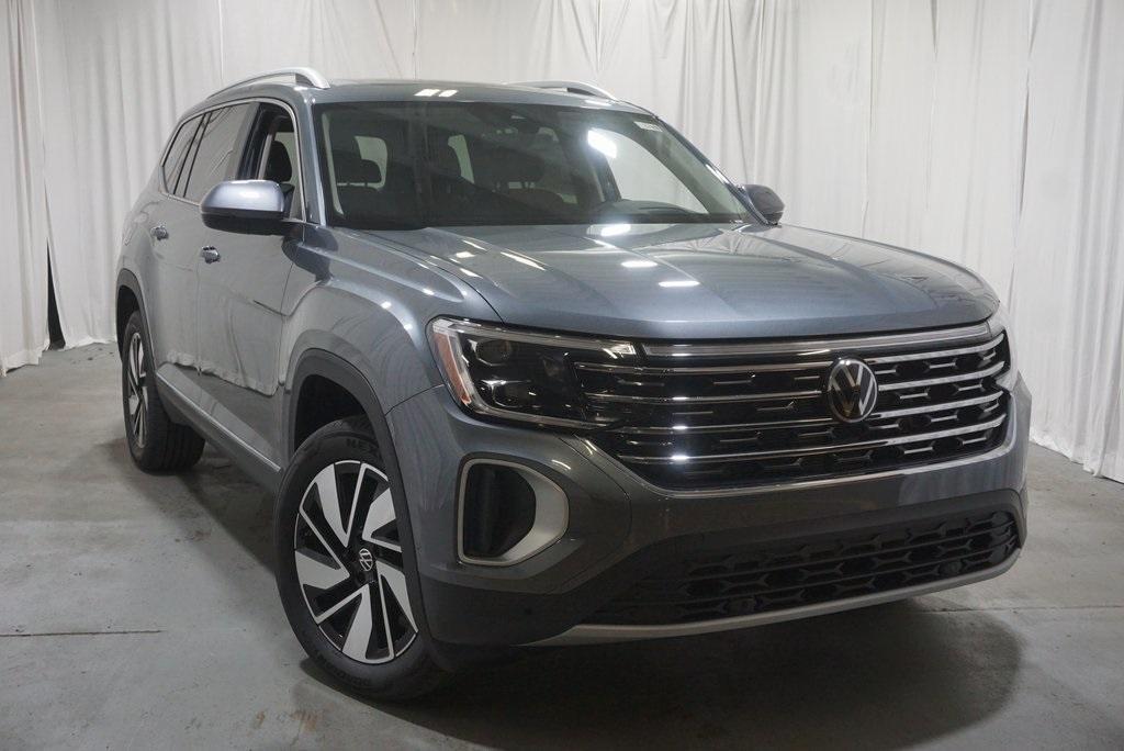 new 2024 Volkswagen Atlas car, priced at $46,936