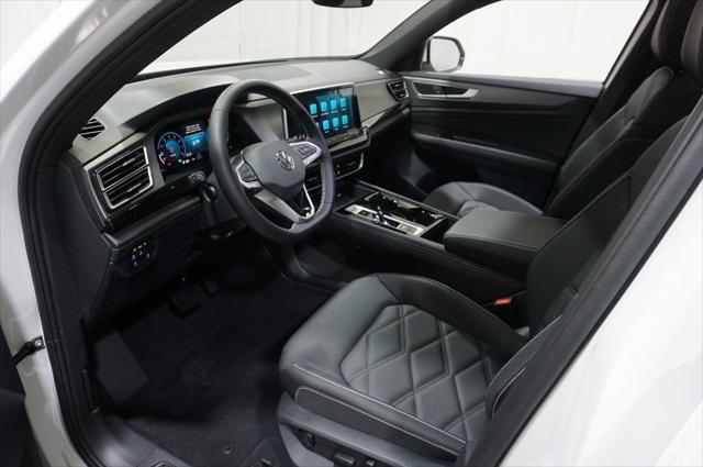 new 2025 Volkswagen Atlas Cross Sport car, priced at $42,195