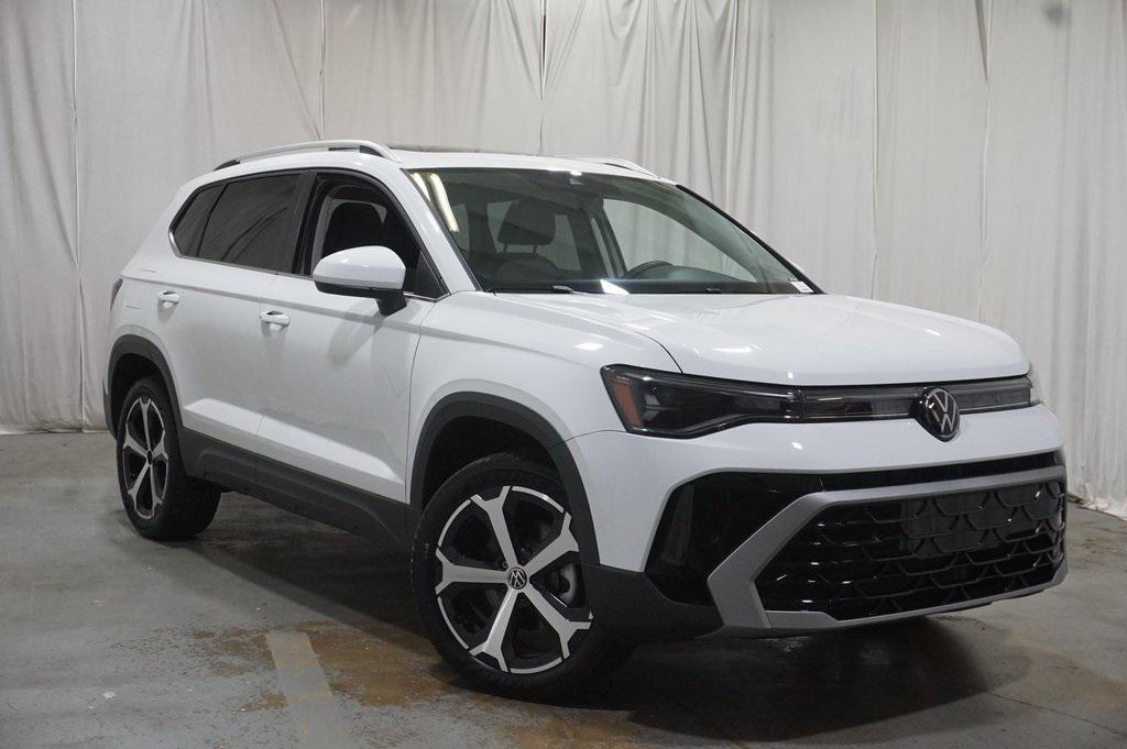used 2025 Volkswagen Taos car, priced at $32,790