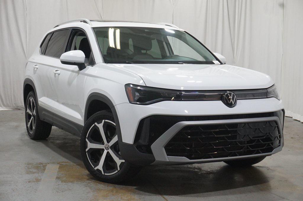 used 2025 Volkswagen Taos car, priced at $32,790