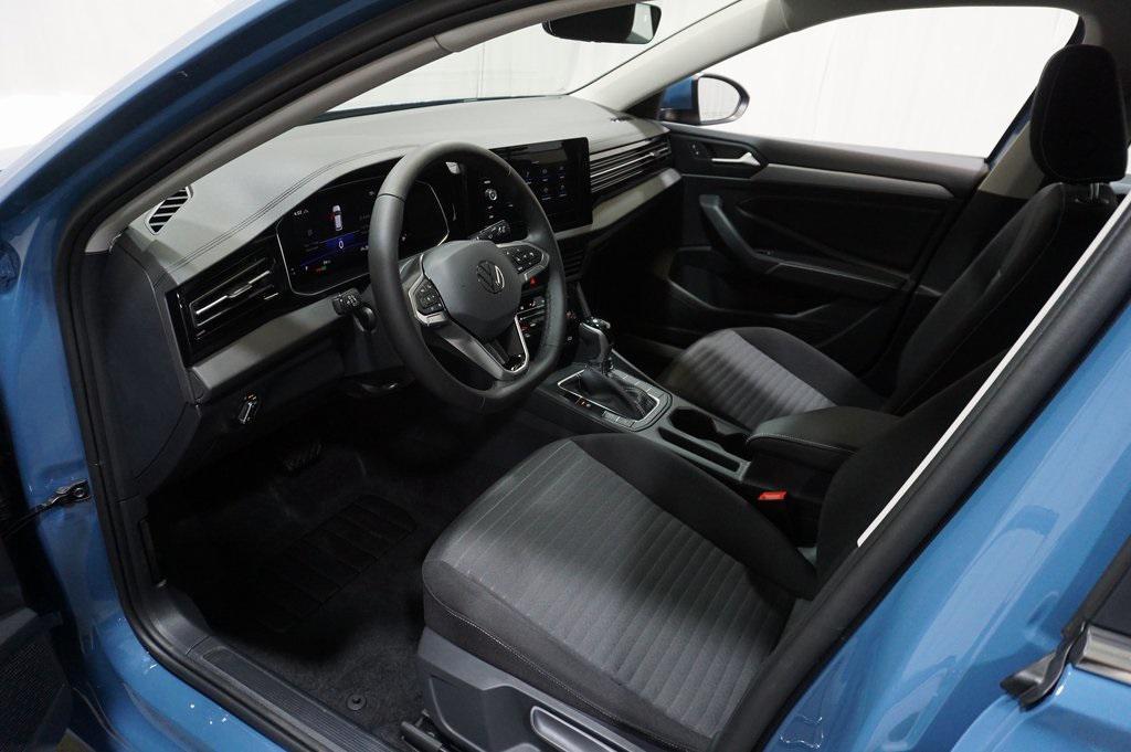 new 2025 Volkswagen Jetta car, priced at $23,663