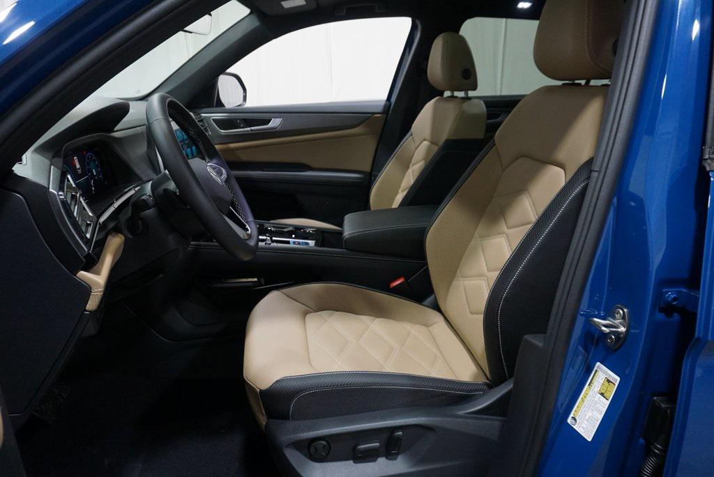 new 2025 Volkswagen Atlas Cross Sport car, priced at $41,091