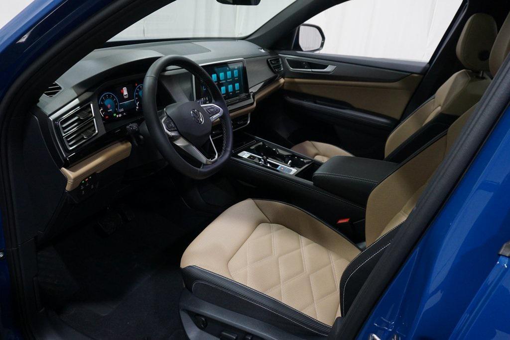 new 2025 Volkswagen Atlas Cross Sport car, priced at $41,091