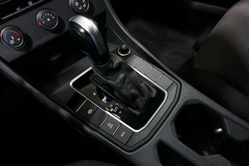 used 2021 Volkswagen Jetta car, priced at $17,490