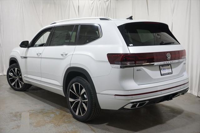 new 2025 Volkswagen Atlas car, priced at $52,946