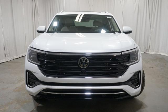 new 2025 Volkswagen Atlas car, priced at $52,946