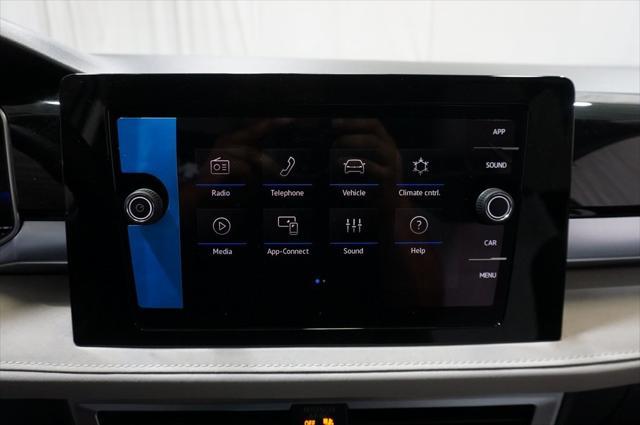 new 2025 Volkswagen Taos car, priced at $30,937