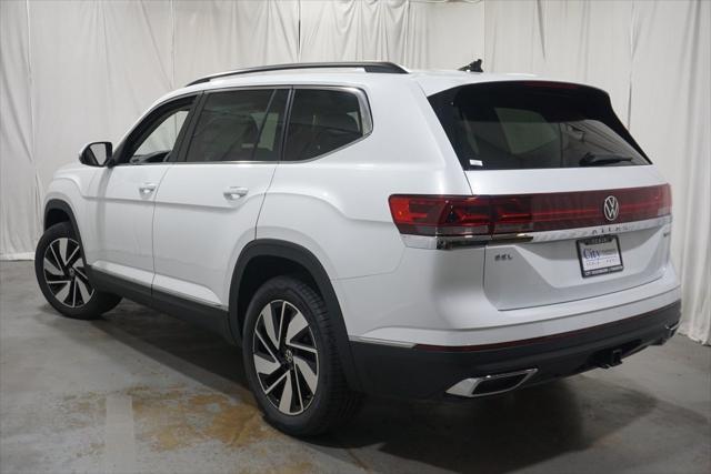 new 2025 Volkswagen Atlas car, priced at $47,336