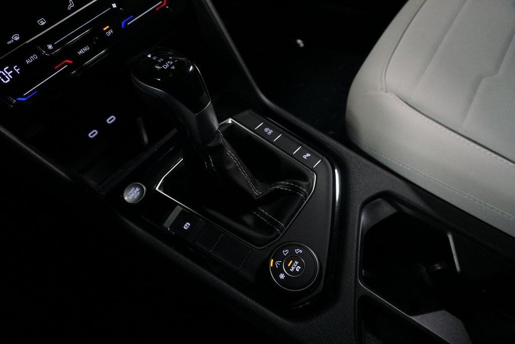 new 2025 Volkswagen Taos car, priced at $31,553