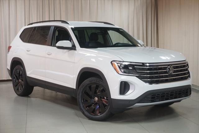 new 2024 Volkswagen Atlas car, priced at $40,765