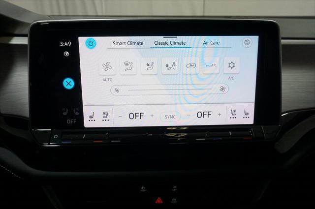 used 2024 Volkswagen Atlas Cross Sport car, priced at $33,998