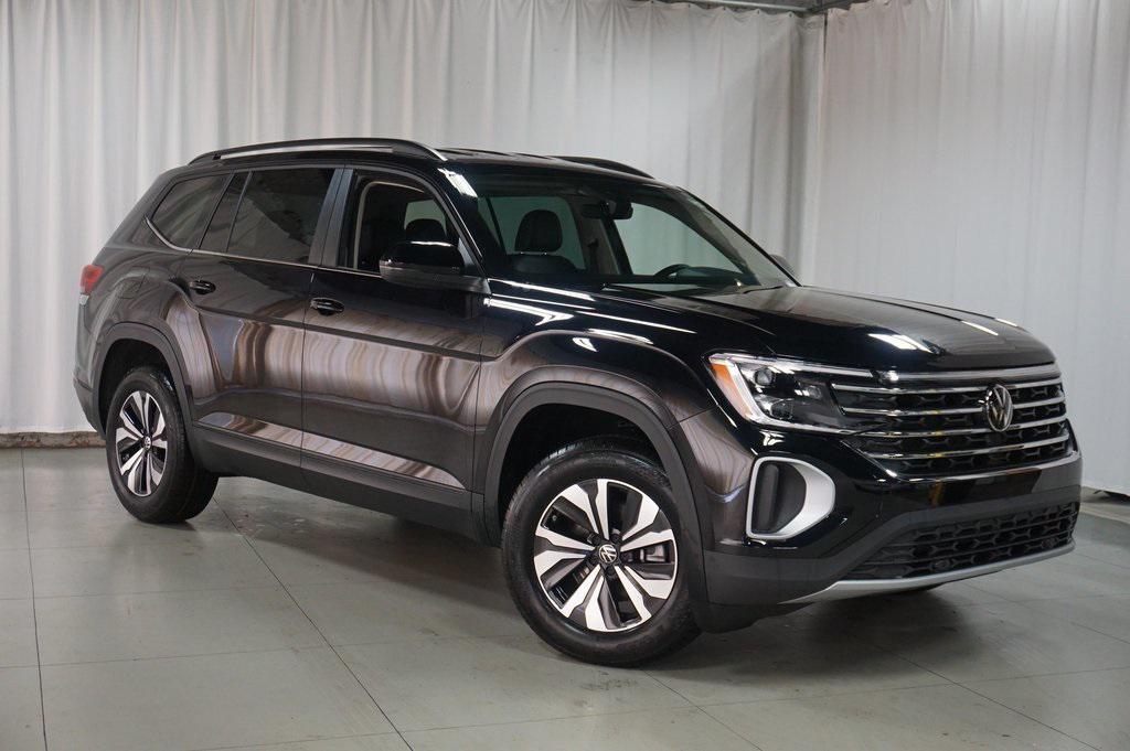 new 2025 Volkswagen Atlas car, priced at $37,506