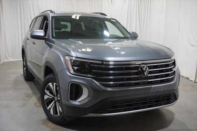 new 2025 Volkswagen Atlas car, priced at $39,006