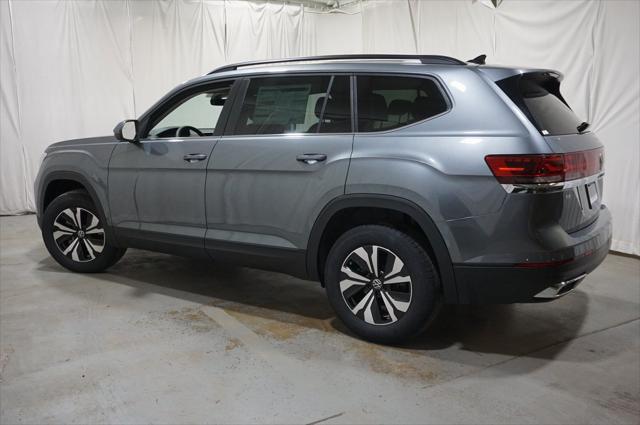 new 2025 Volkswagen Atlas car, priced at $39,006