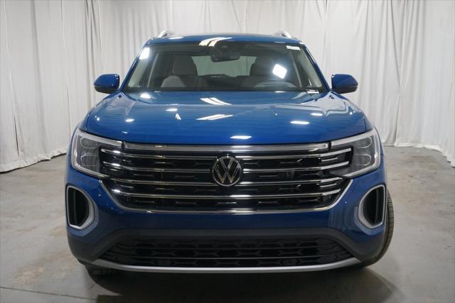 new 2025 Volkswagen Atlas car, priced at $47,170