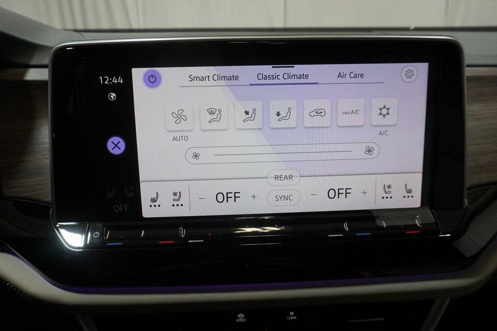 new 2026 Volkswagen Atlas car, priced at $56,786