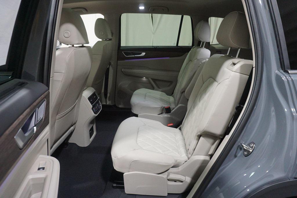 new 2026 Volkswagen Atlas car, priced at $56,786