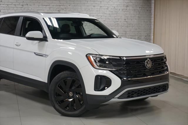 new 2025 Volkswagen Atlas Cross Sport car, priced at $45,823