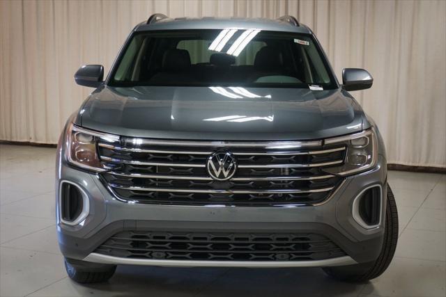 new 2024 Volkswagen Atlas car, priced at $40,605