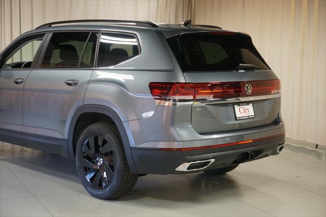 new 2024 Volkswagen Atlas car, priced at $40,605