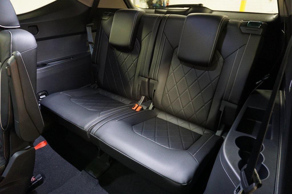 new 2026 Volkswagen Atlas car, priced at $56,331