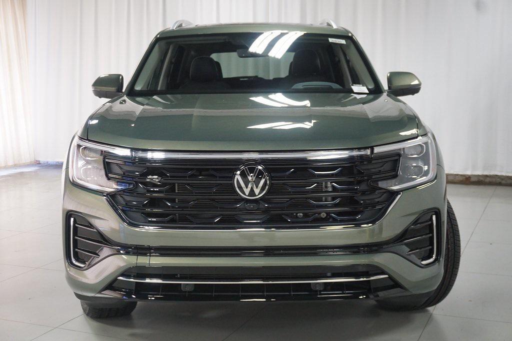 new 2026 Volkswagen Atlas car, priced at $56,331