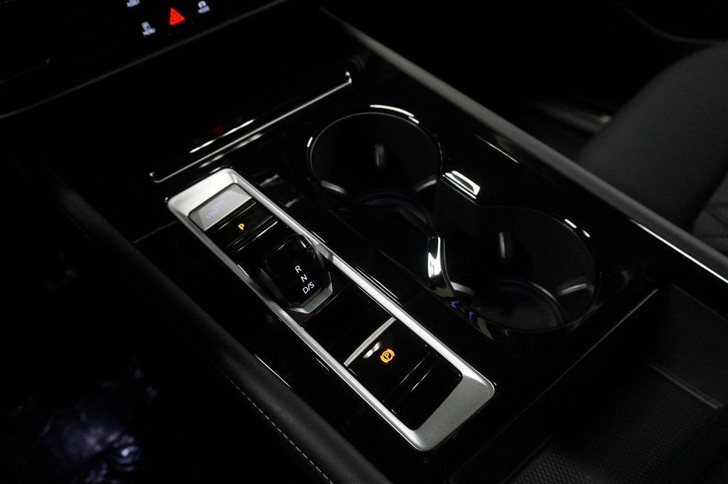 new 2026 Volkswagen Atlas car, priced at $56,331