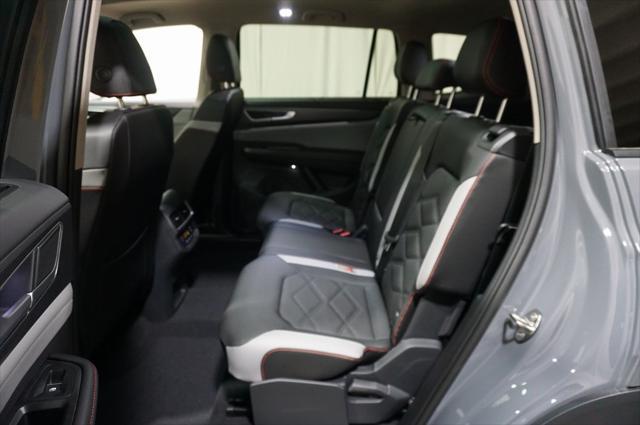 new 2025 Volkswagen Atlas car, priced at $46,841
