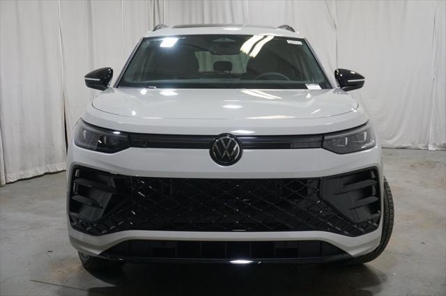 new 2025 Volkswagen Tiguan car, priced at $39,831