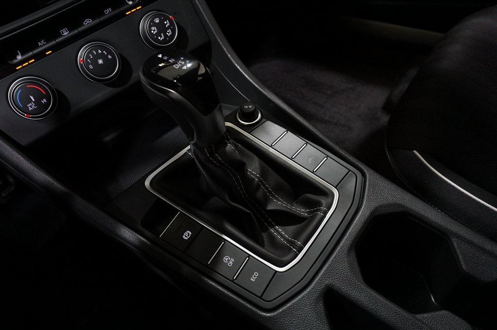 used 2024 Volkswagen Jetta car, priced at $19,990