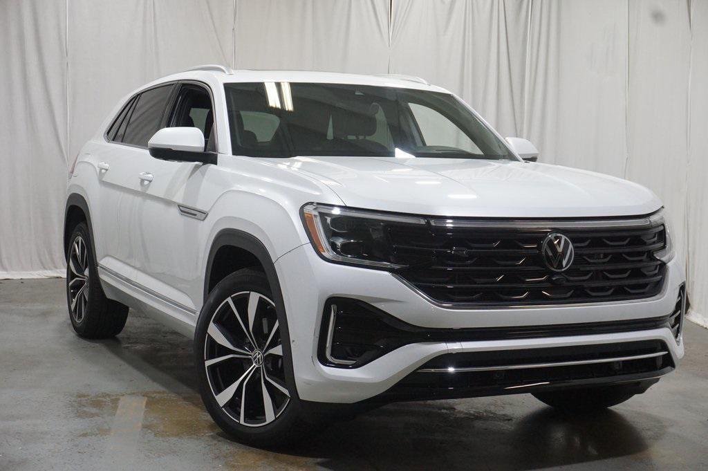 used 2025 Volkswagen Atlas Cross Sport car, priced at $42,990