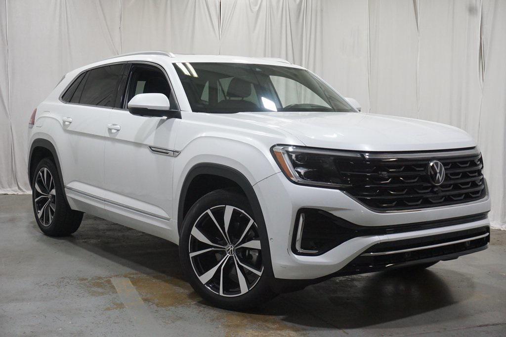used 2025 Volkswagen Atlas Cross Sport car, priced at $42,990