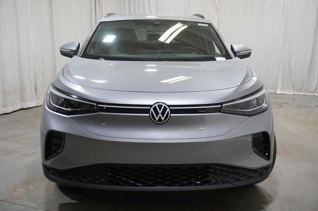 new 2025 Volkswagen ID.4 car, priced at $40,995