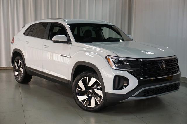 new 2025 Volkswagen Atlas Cross Sport car, priced at $42,559