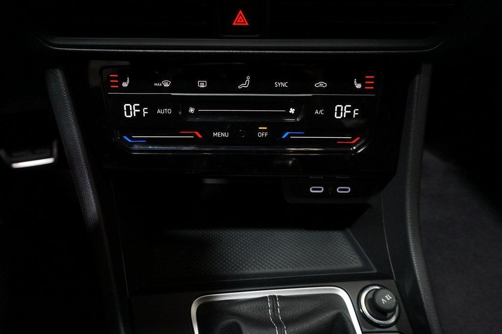 new 2025 Volkswagen Jetta car, priced at $23,524