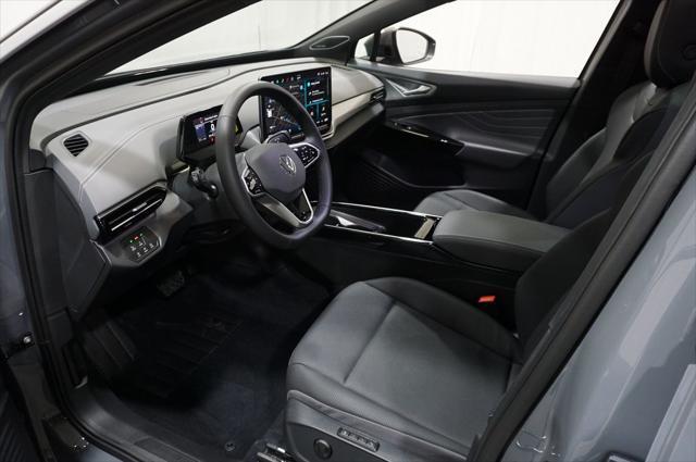 new 2025 Volkswagen ID.4 car, priced at $52,853
