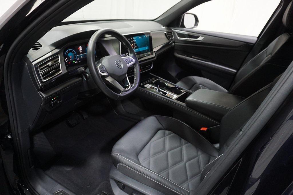 used 2025 Volkswagen Atlas Cross Sport car, priced at $35,990