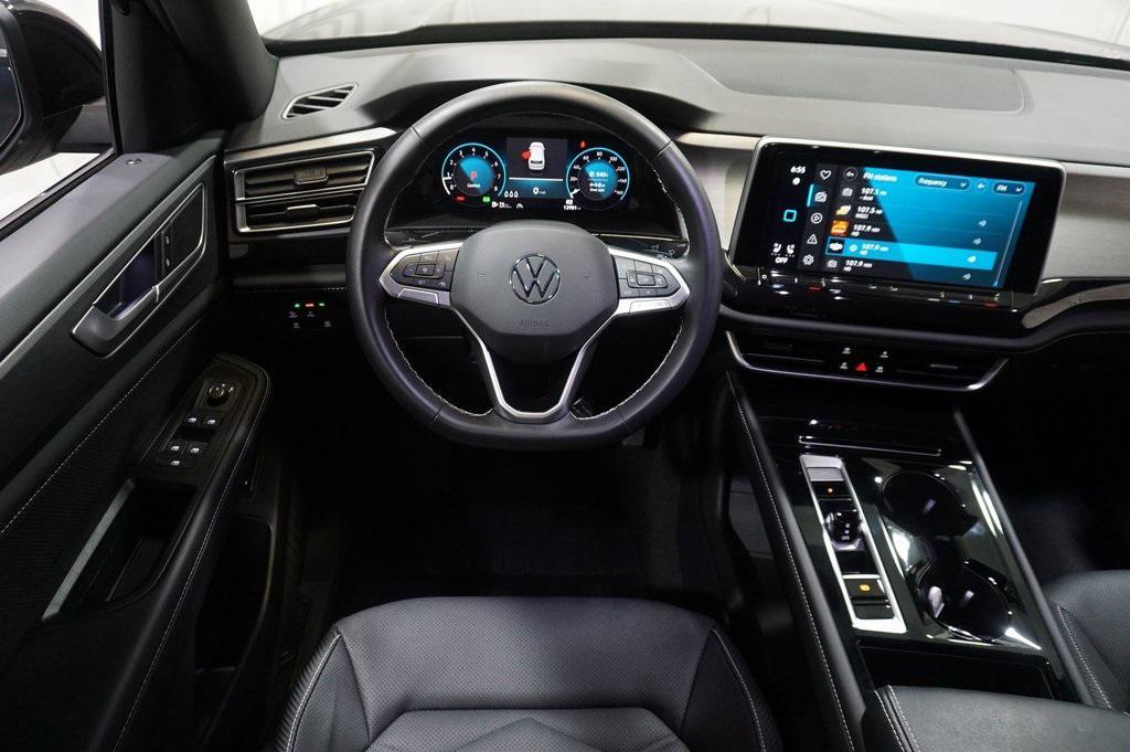 used 2025 Volkswagen Atlas Cross Sport car, priced at $35,990