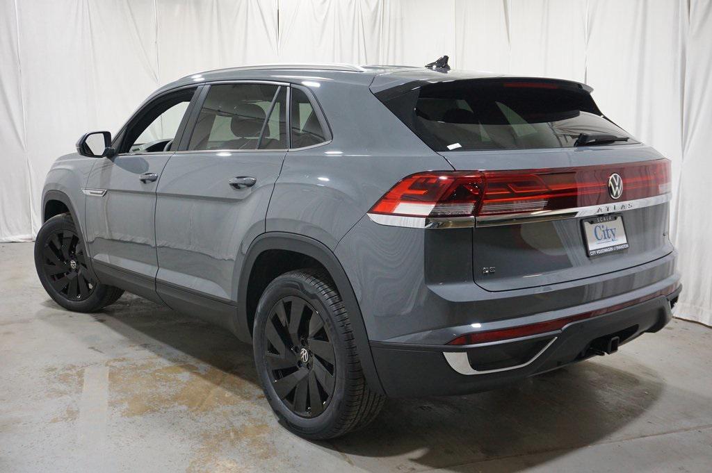 new 2025 Volkswagen Atlas Cross Sport car, priced at $41,008