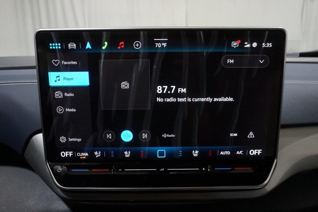 new 2025 Volkswagen ID.4 car, priced at $50,476