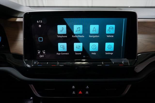 new 2025 Volkswagen Atlas car, priced at $44,702
