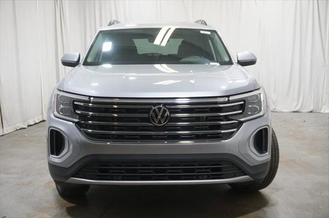 new 2025 Volkswagen Atlas car, priced at $44,702