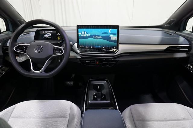 new 2025 Volkswagen ID.4 car, priced at $52,853