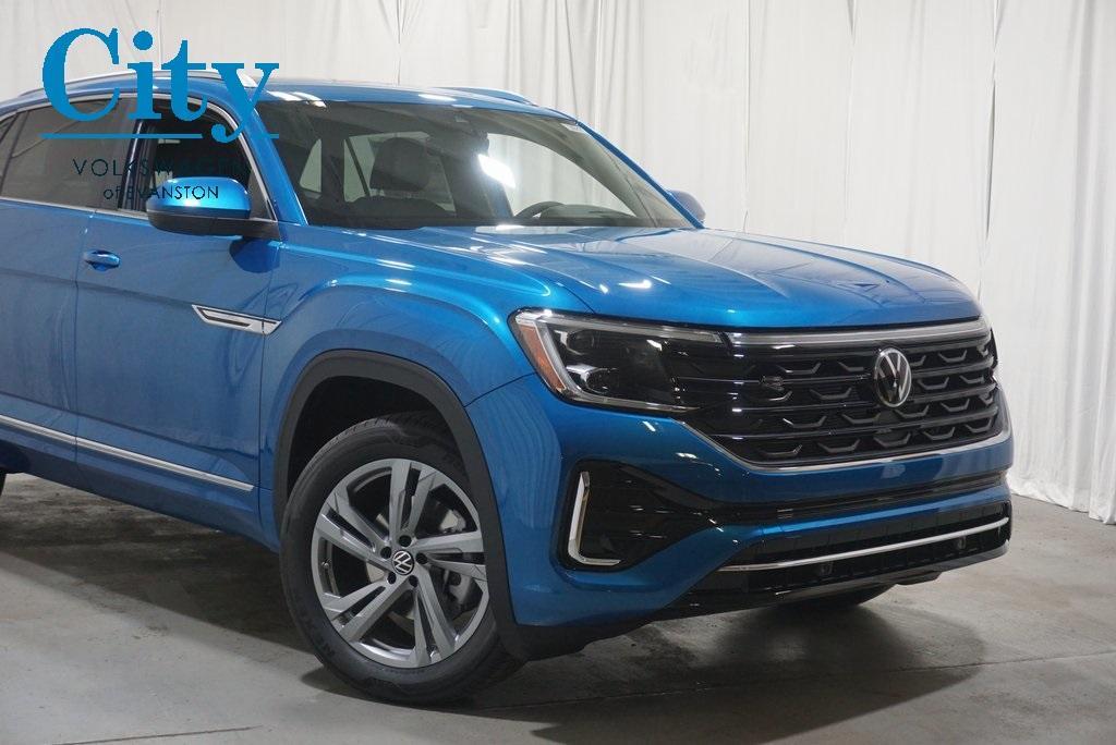 new 2024 Volkswagen Atlas Cross Sport car, priced at $44,817