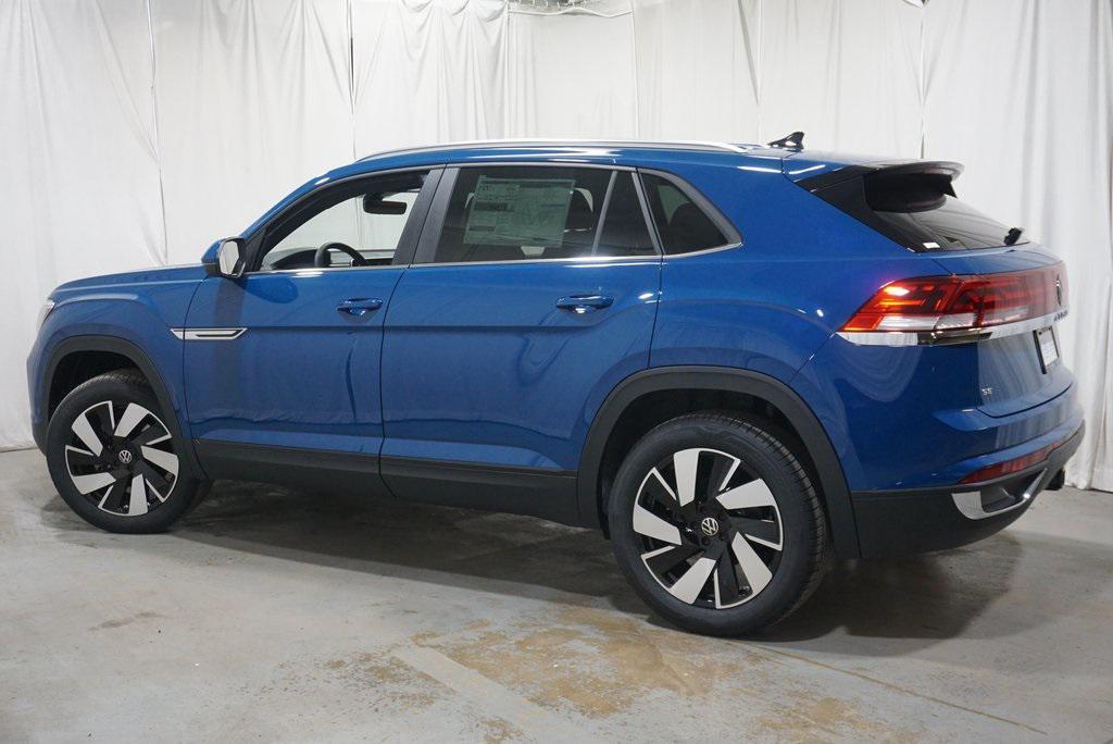 new 2025 Volkswagen Atlas Cross Sport car, priced at $40,059