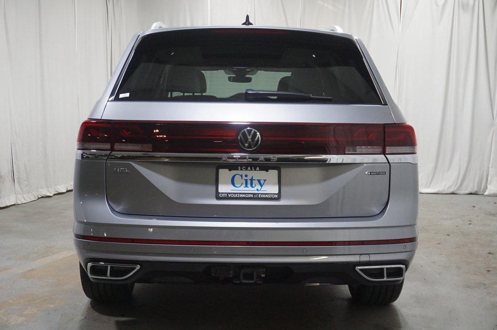 used 2025 Volkswagen Atlas car, priced at $46,590