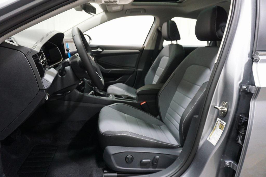 new 2025 Volkswagen Jetta car, priced at $26,620