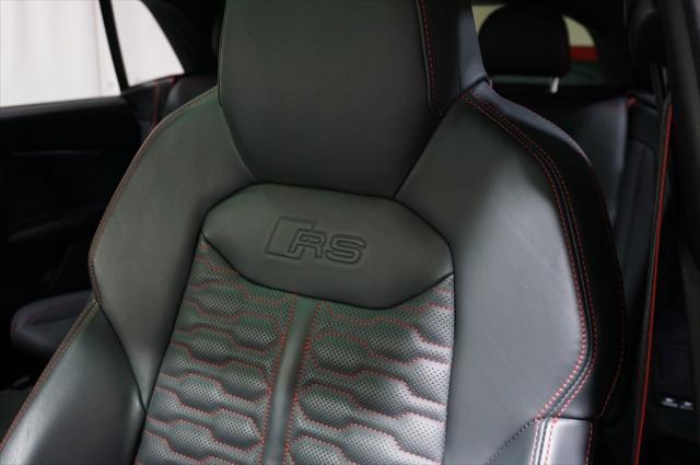 used 2023 Audi RS Q8 car