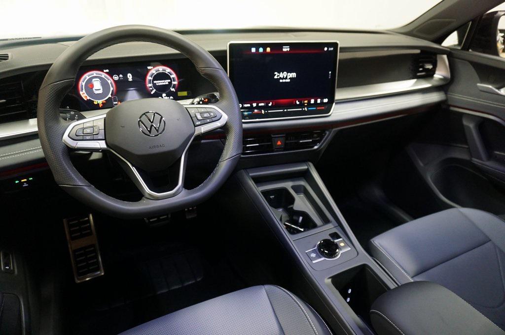 new 2025 Volkswagen Tiguan car, priced at $37,193